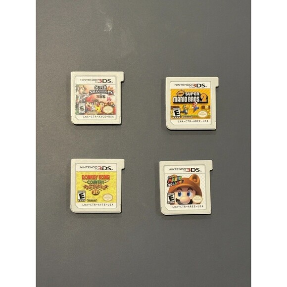 Nintendo NEW 3DS XL Console (RED-001) OEM Charger 2GB SD Stylus w 4 Games + Case - Picture 11 of 14